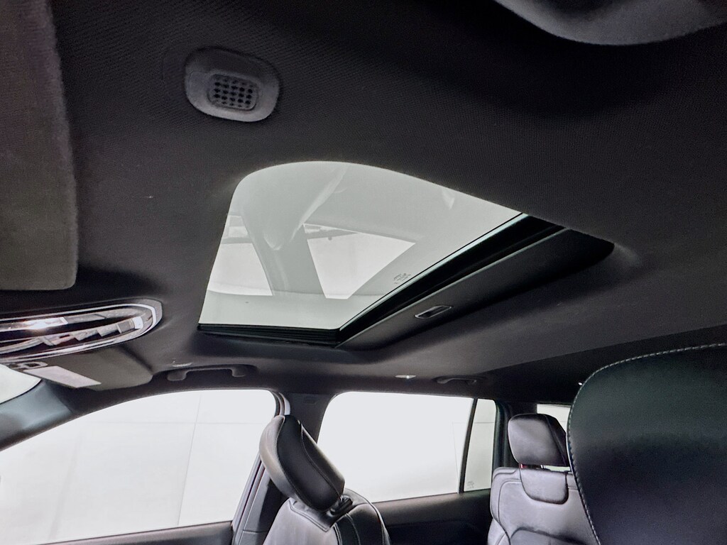 Used 2023 Jeep Grand Cherokee L Altitude X 4x4 w/Heated Seats,Sunroof SUV