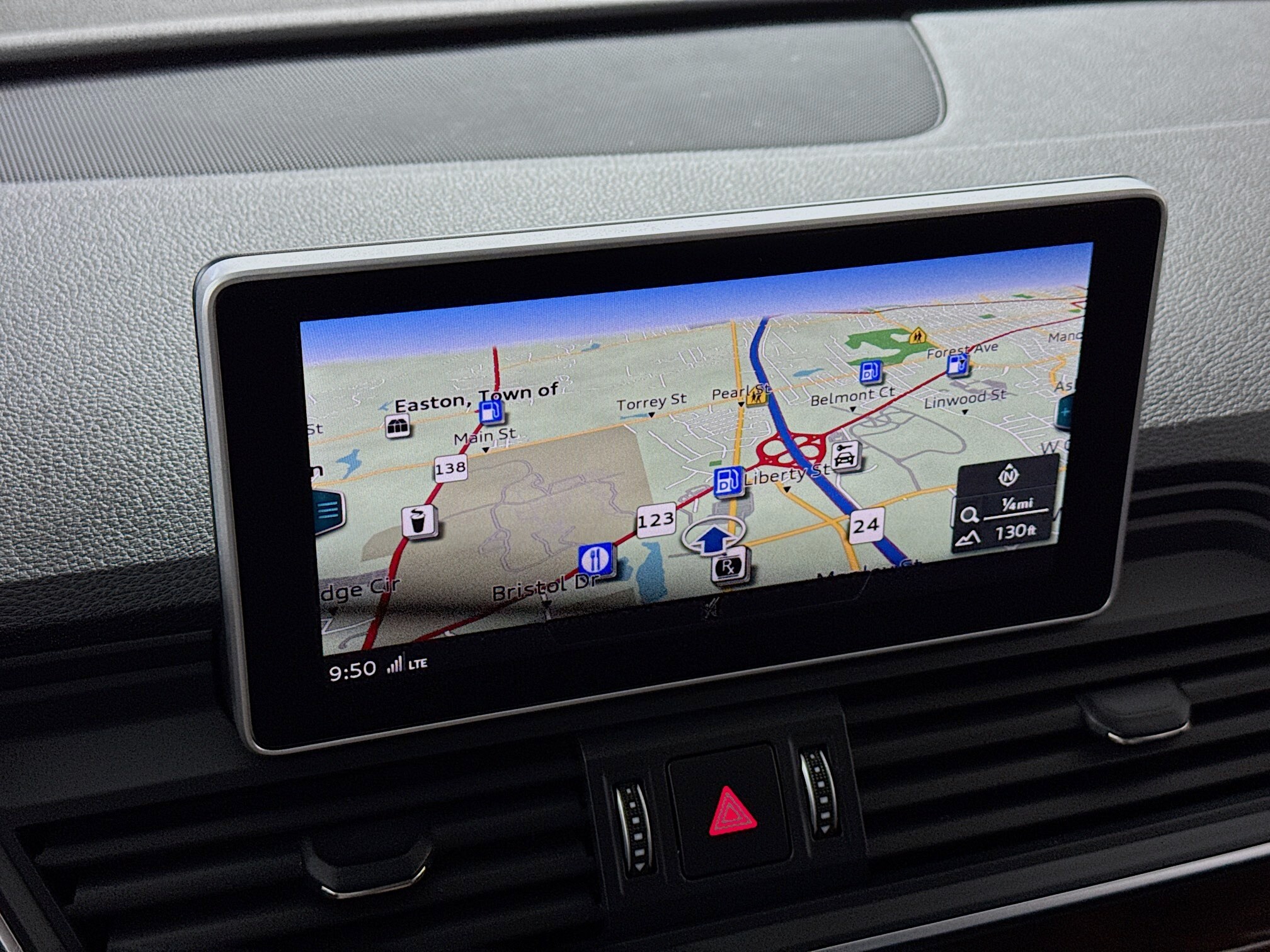 2020 Audi Q5 45 Premium Plus photo 2