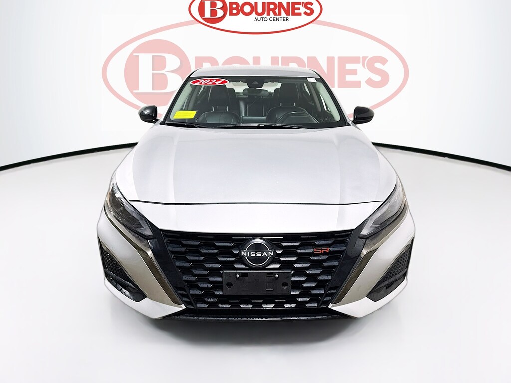 Used 2024 Nissan Altima 2.5 SR w/Android Auto & Apple Carplay Sedan