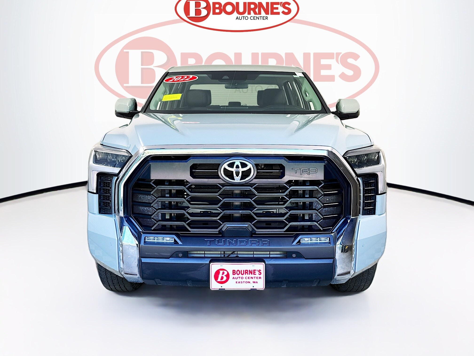 2022 Toyota Tundra CrewMax TRD photo 3