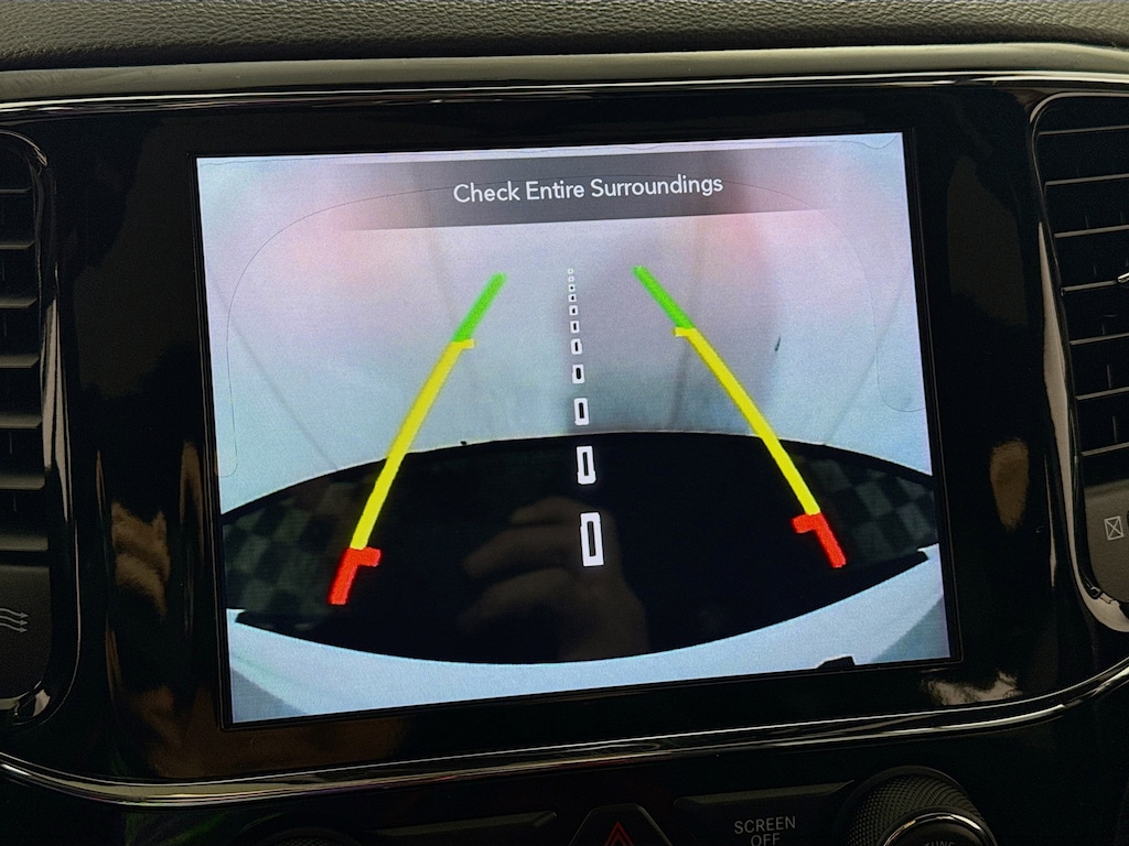 Used 2020 Jeep Grand Cherokee Altitude 4x4 w/Navigation,Heated Seats,Sunroof SUV