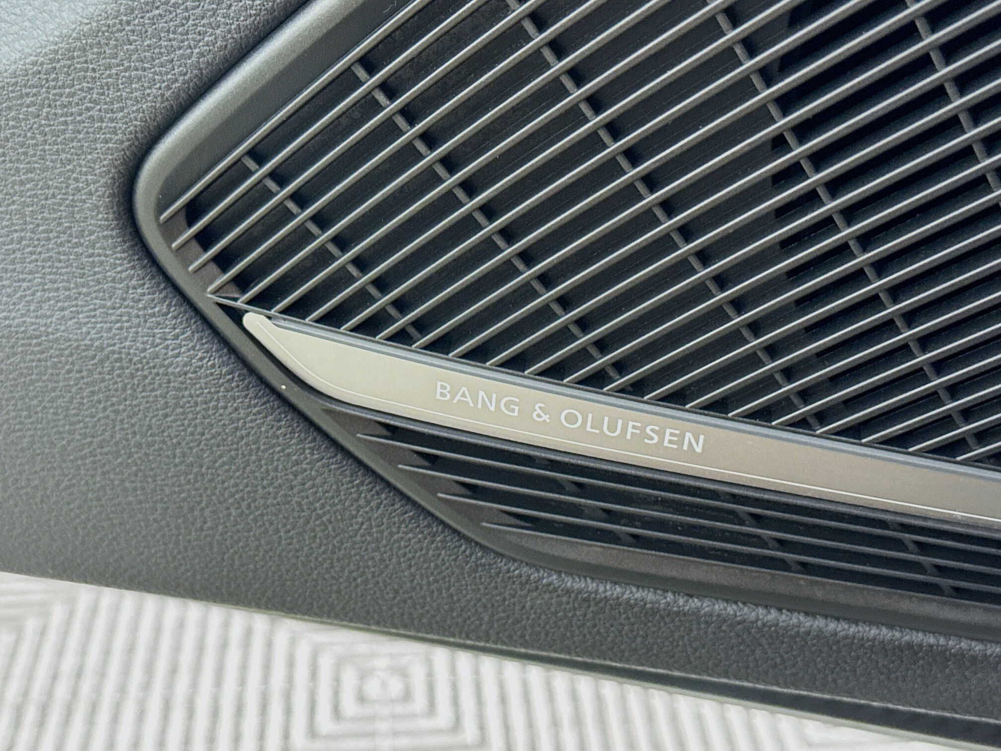 2022 Audi A4 40 Premium Plus Quattro photo 3