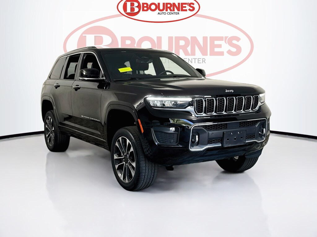 Used 2023 Jeep Grand Cherokee Overland 4x4 w/Navigation,Leather,Pano Sunroof SUV