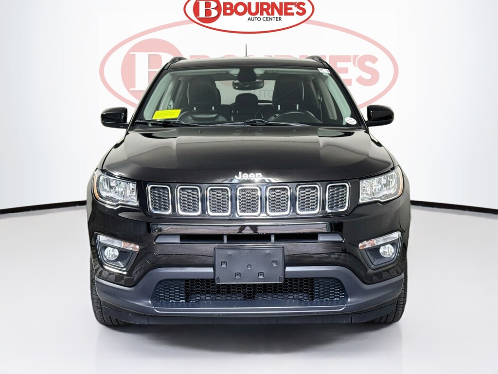 Used 2018 Jeep Compass Latitude 4x4 w/Android Auto & Apple Carplay SUV