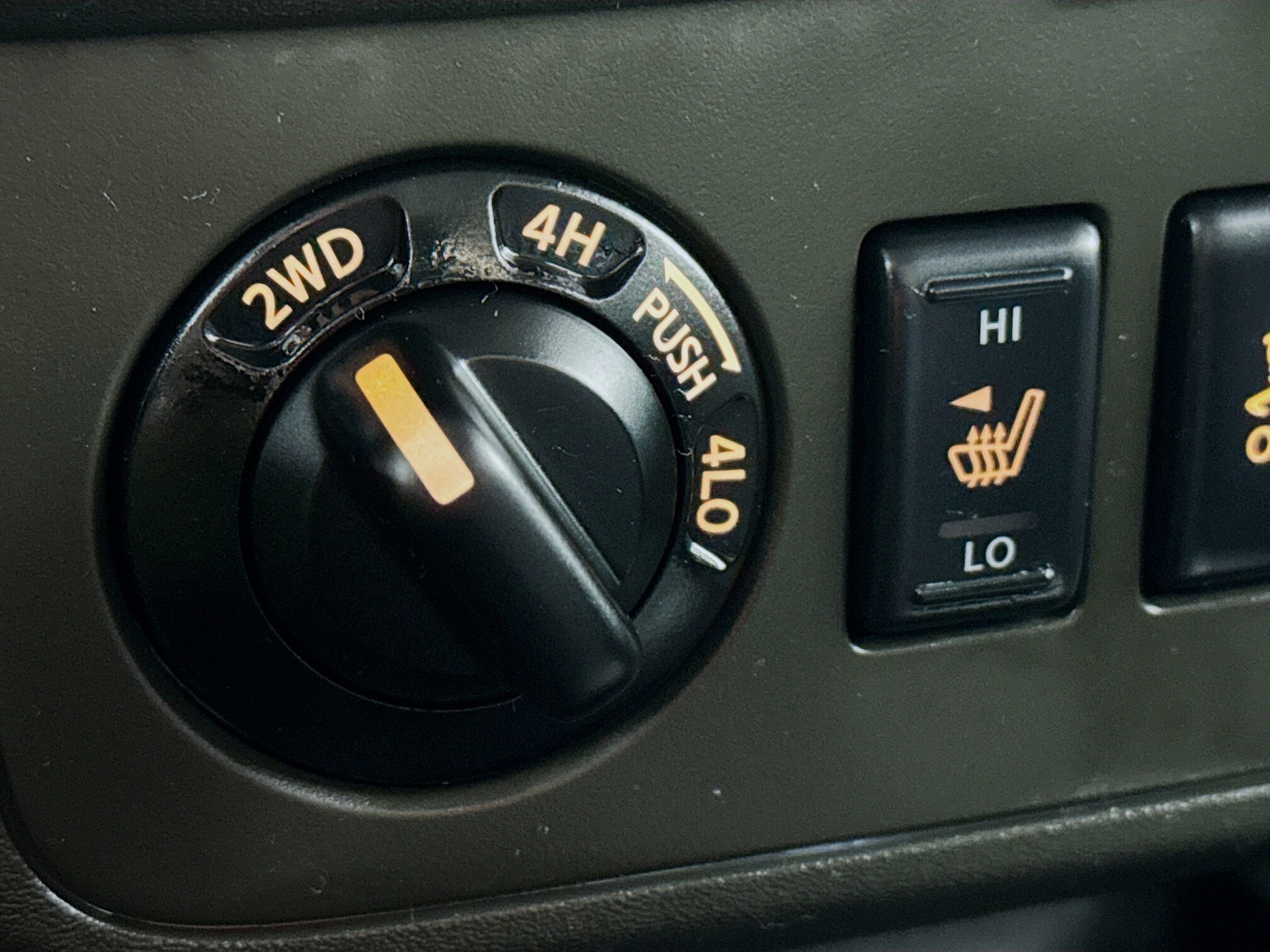 2019 Nissan Frontier PRO-4X photo 3