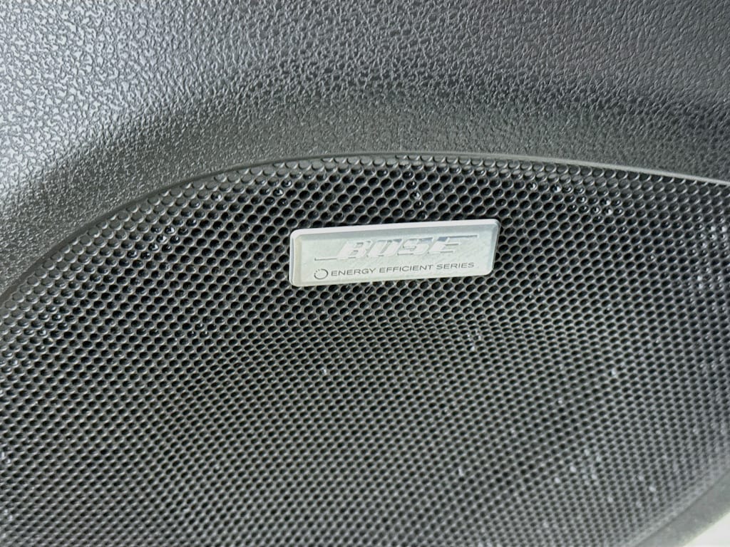 Used 2018 Nissan Leaf SL w/Navigation,Heated Leather,Bose Audio Hatchback