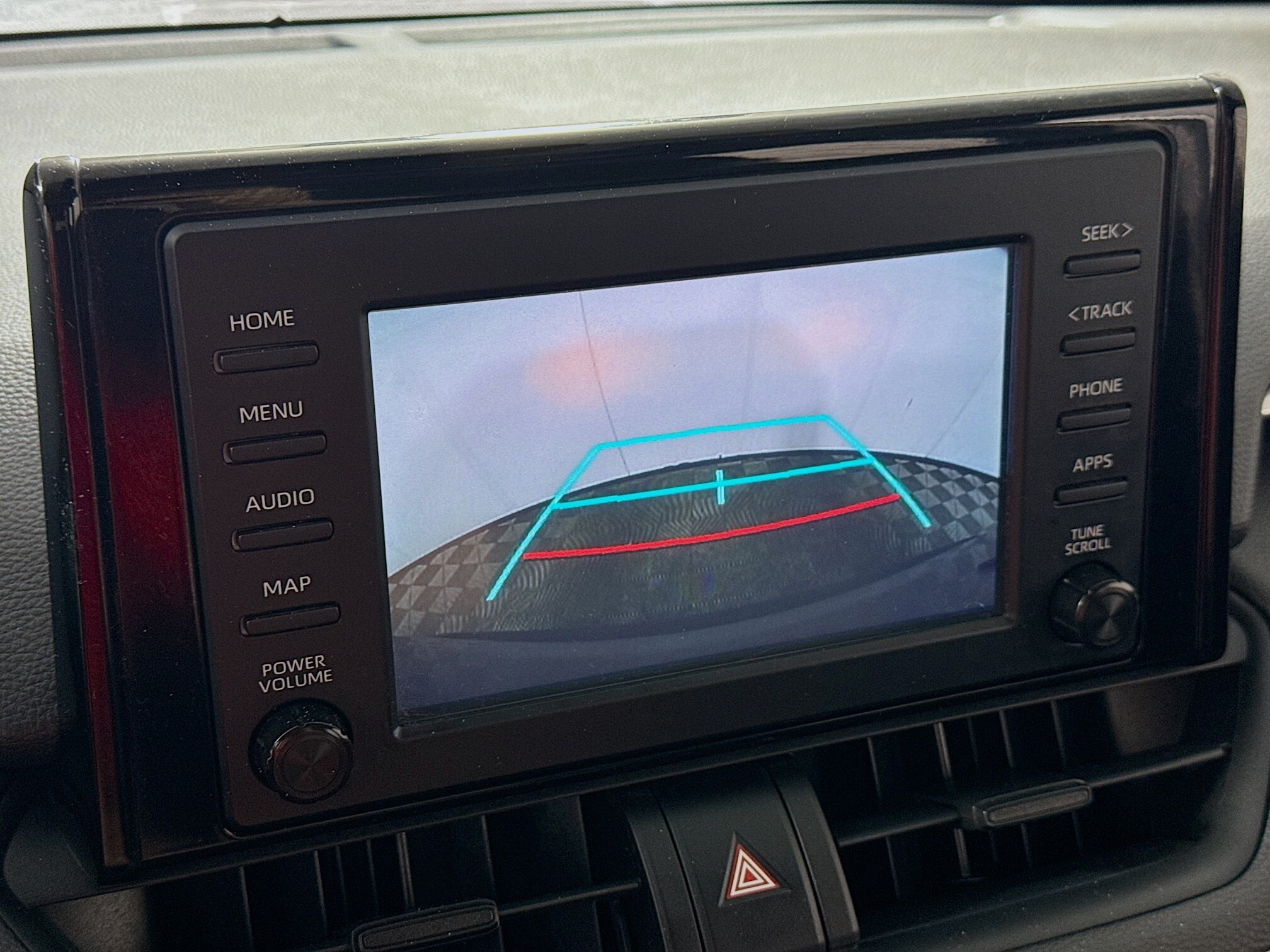 2019 Toyota RAV4 XLE photo 2