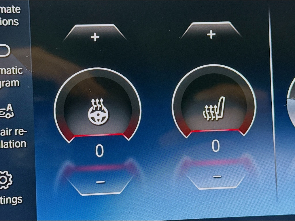 Used 2023 BMW X1 xDrive28i w/Navigation,Leather,Pano Sunroof SUV