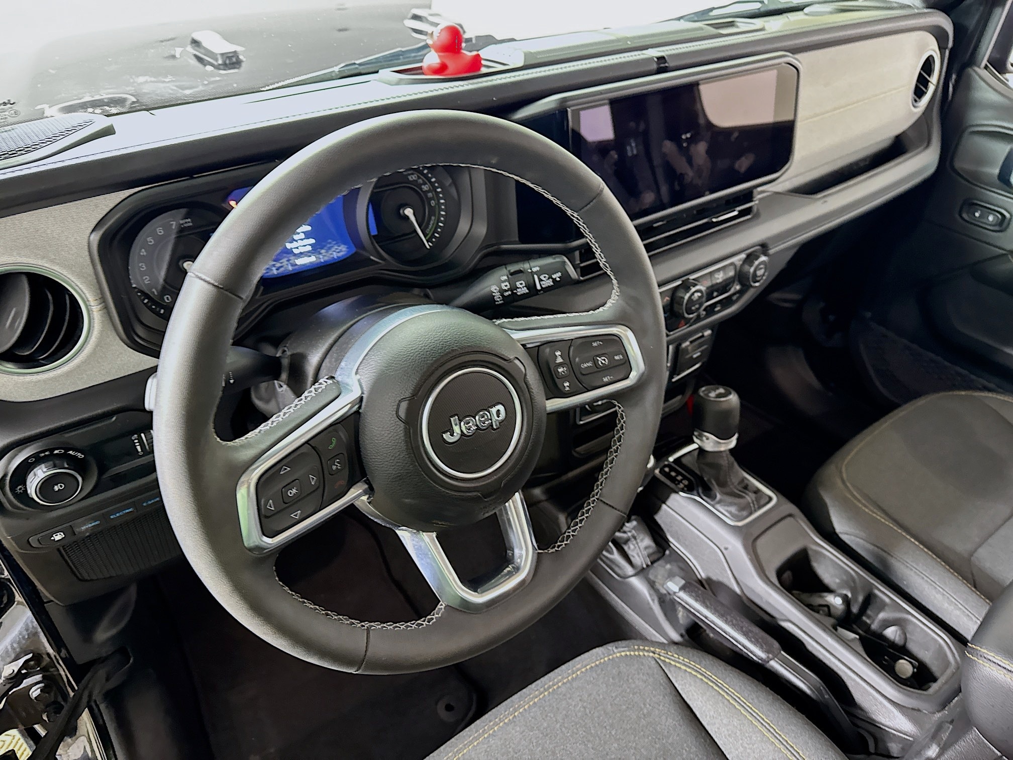 2025 Jeep Wrangler 4xe Sahara 4XE - Photo 11