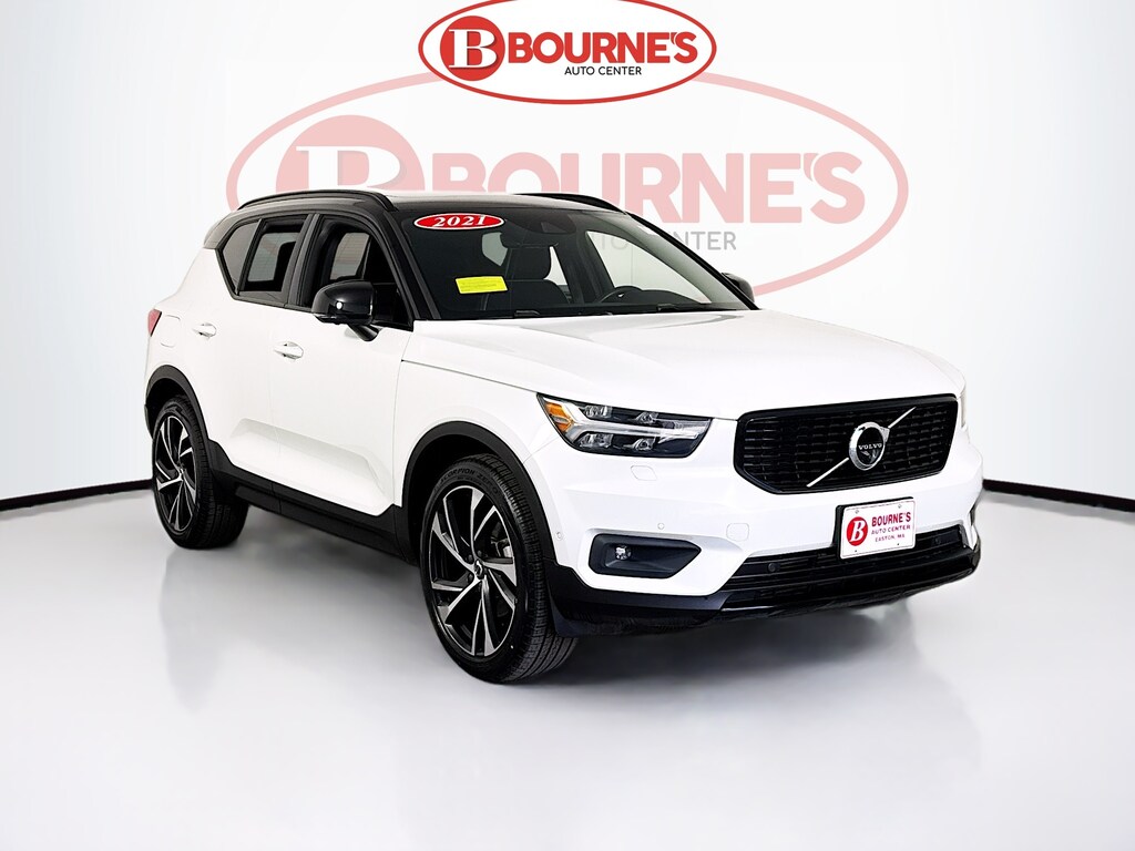 Used 2021 Volvo XC40 T5 R-Design AWD w/Navigation,Heated Seats,PanoRoof SUV