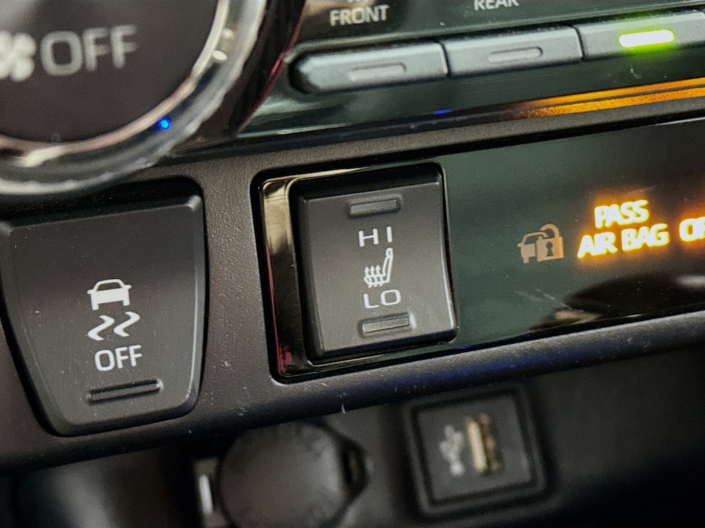 Used 2023 Toyota RAV4 Prime SE AWD w/Heated Seats,Sunroof SUV