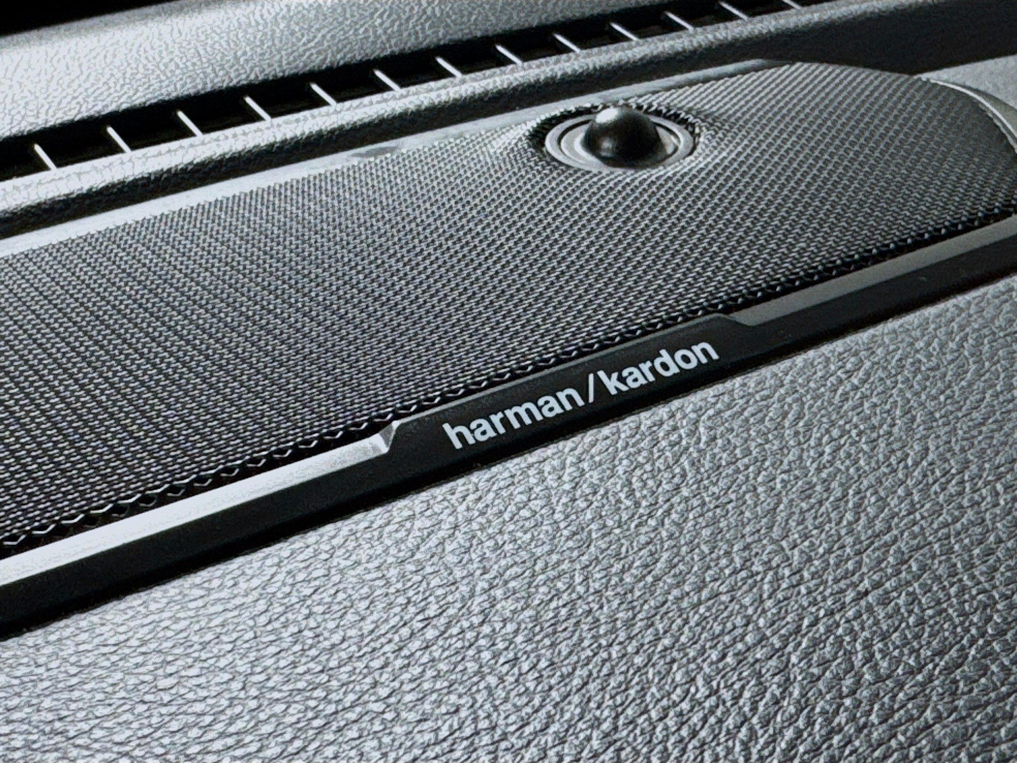 2021 Ram 1500 Laramie photo 4