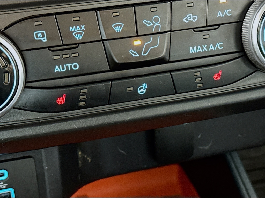 Used 2023 Ford Maverick XLT AWD w/Heated Seats & Wheel Truck SuperCrew