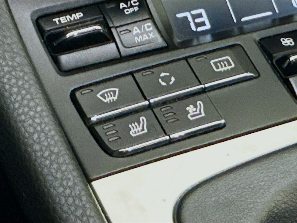 Used 2013 Porsche 911 Carrera w/7 Speed Manual,Navigation,Leather,Sunroof Coupe