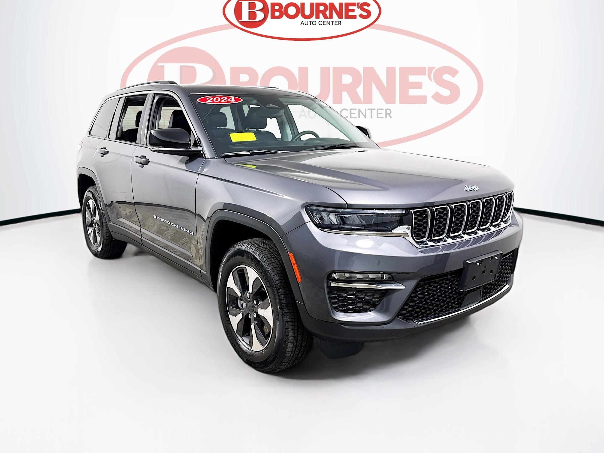 2024 Jeep Grand Cherokee 4xe's photo