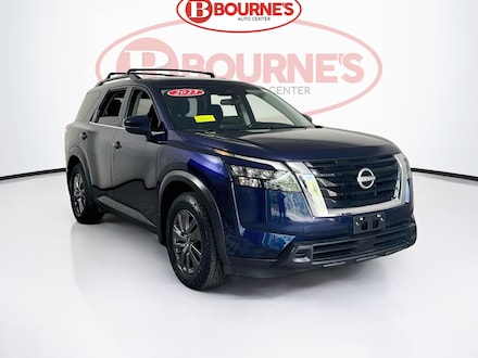 2023 Nissan Pathfinder SV 4WD w/Android Auto & Apple Carplay SUV