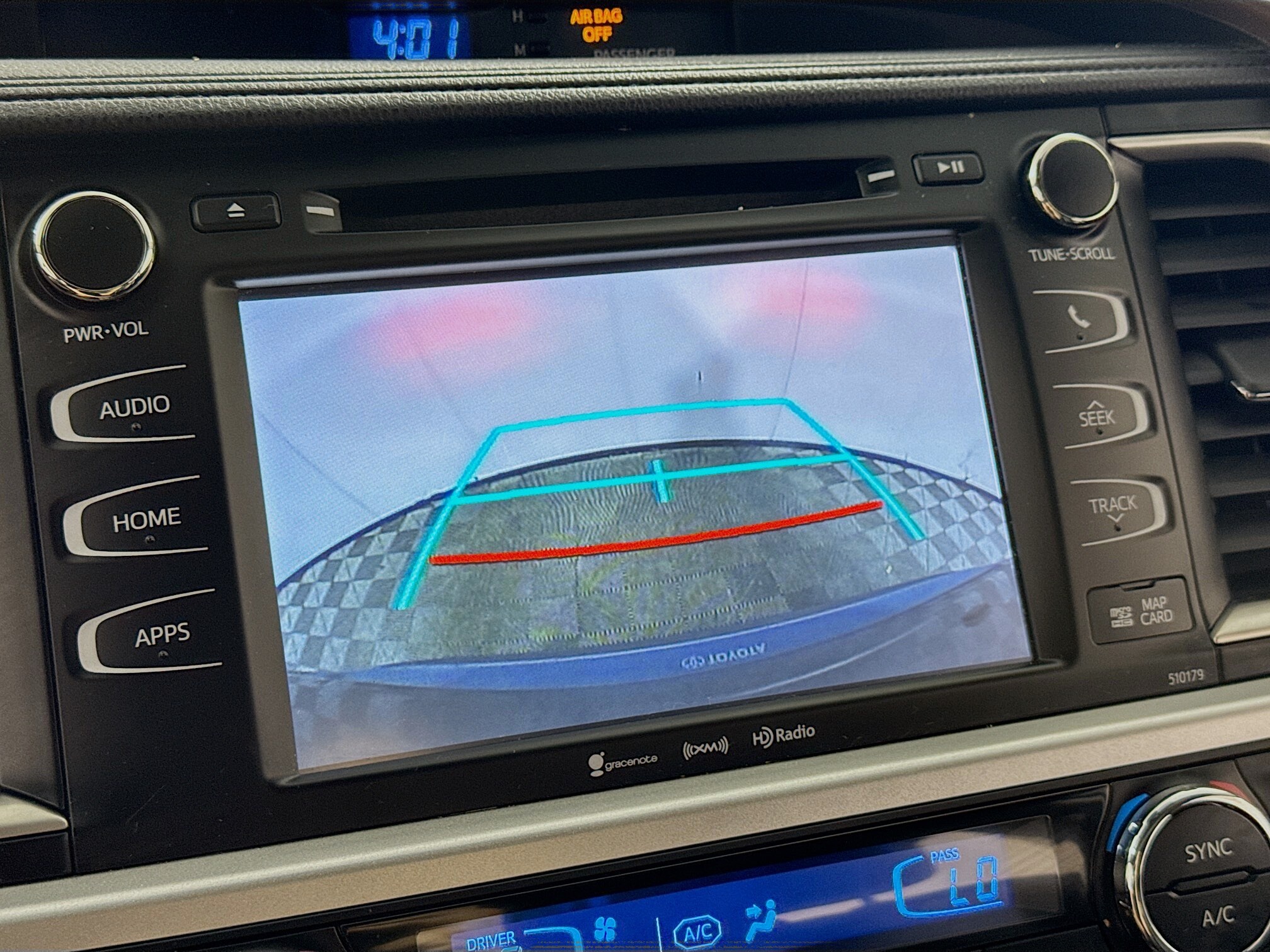2018 Toyota Highlander XLE photo 2