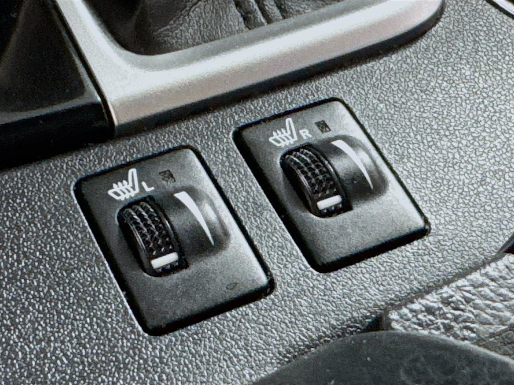 Used 2017 Toyota Highlander XLE V6 AWD w/Navigation,Heated Leather,Sunroof SUV