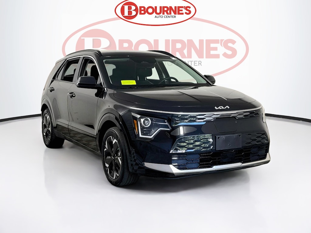 Used 2023 Kia Niro EV Wind w/Navigation,Heated Seats SUV