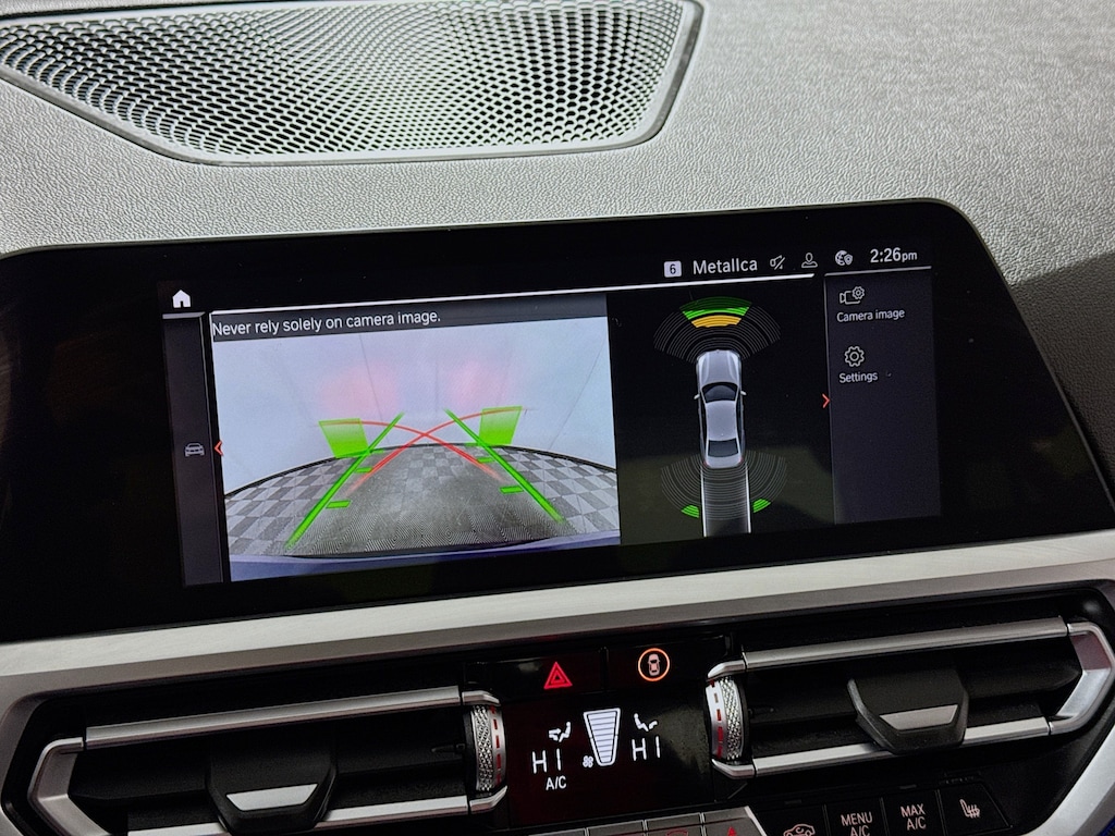 Used 2020 BMW 330i xDrive w/Navigation,Leather,Sunroof Sedan