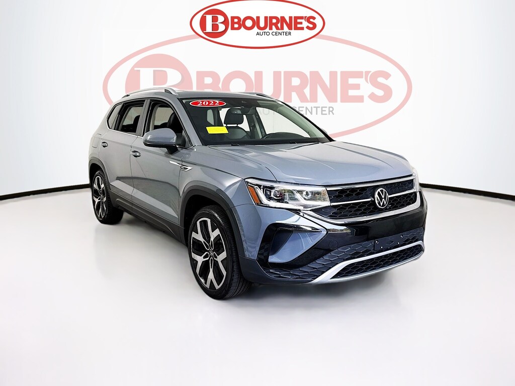 Used 2022 Volkswagen Taos SEL 4MOTION w/Navigation,Leather,PanoRoof SUV