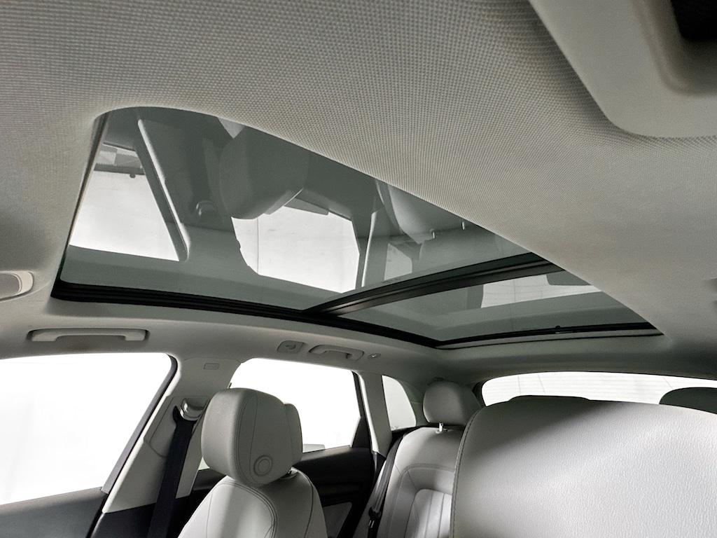 Used 2022 Audi Q5 45 S line Premium quattro w/Heated Seats,Pano Sunroof SUV