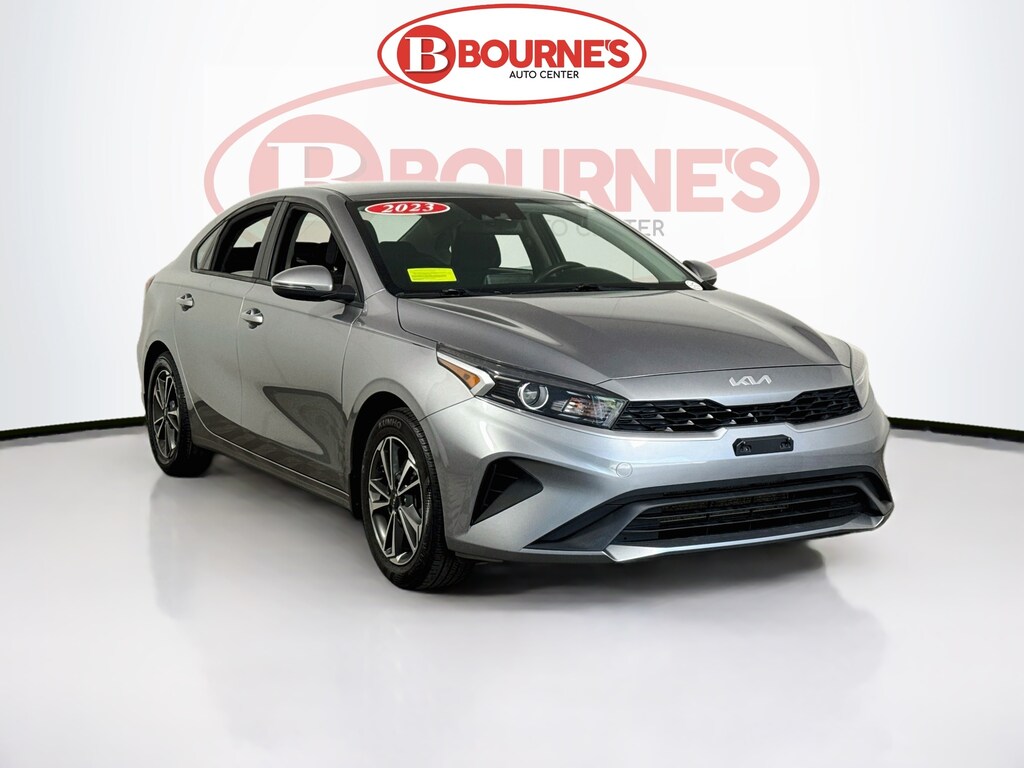 Used 2023 Kia Forte LXS w/Android Auto & Apple Carplay Sedan