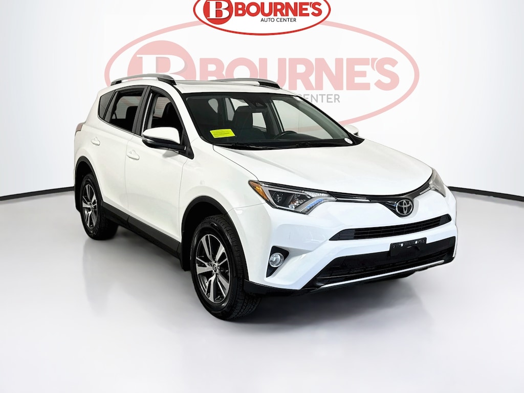 Used 2017 Toyota RAV4 XLE AWD w/Sunroof SUV