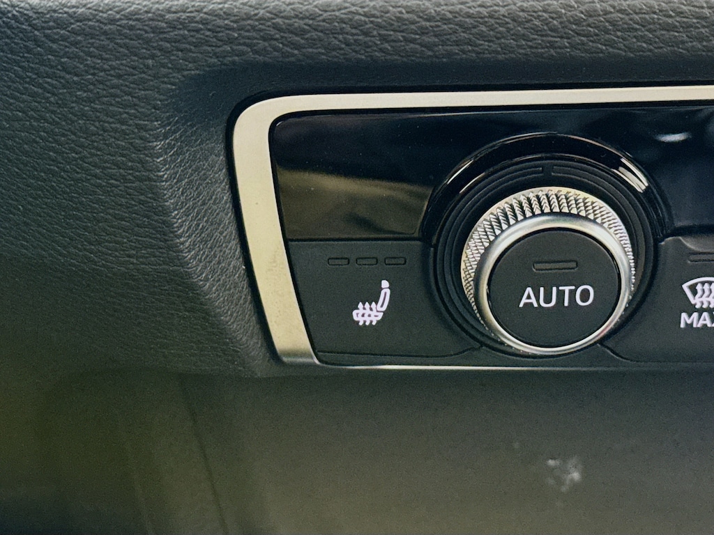 Used 2025 Audi Q3 45 S line Premium quattro w/Heated Leather,Pano Sunroof SUV