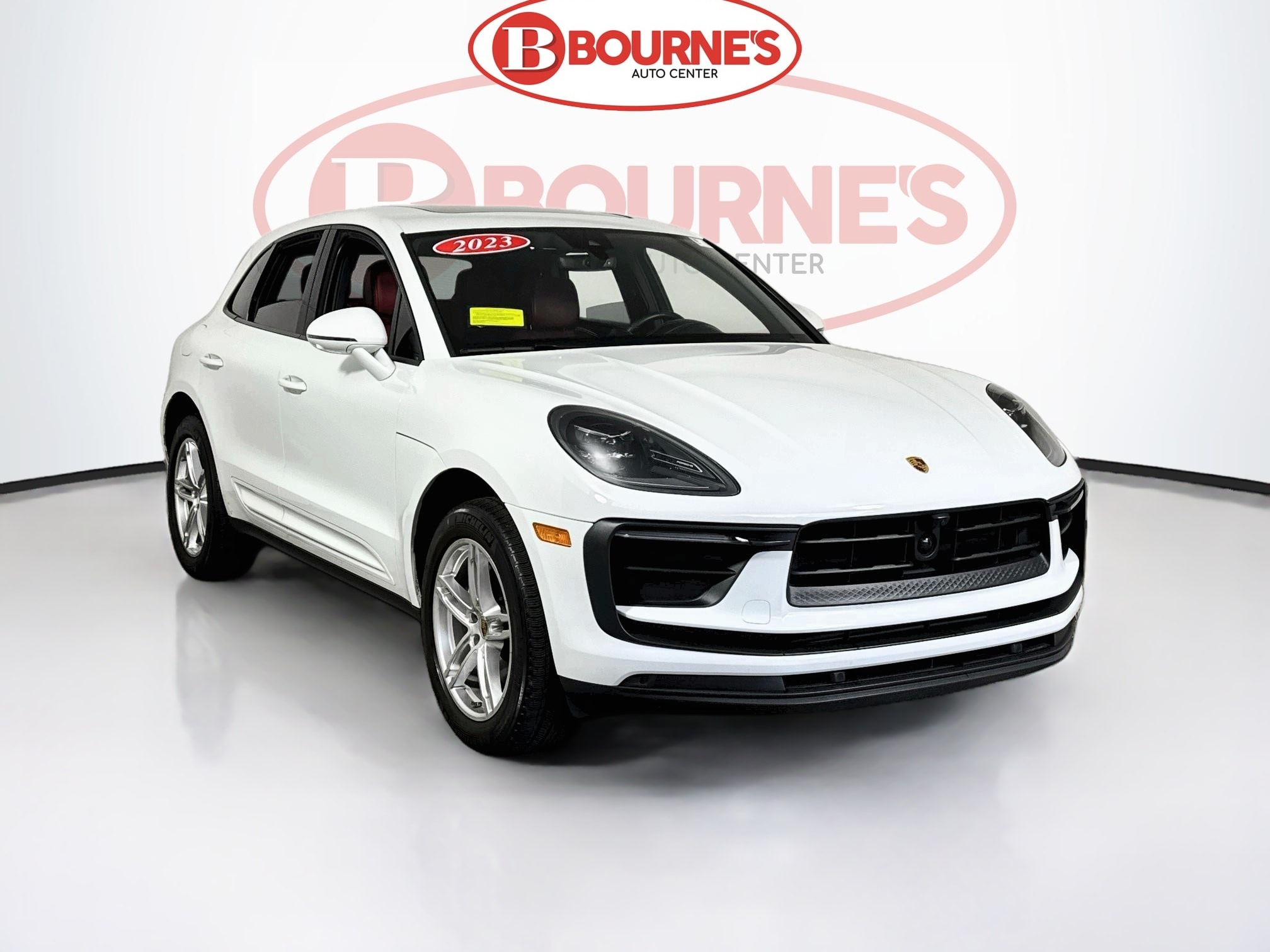 2023 Porsche Macan Base