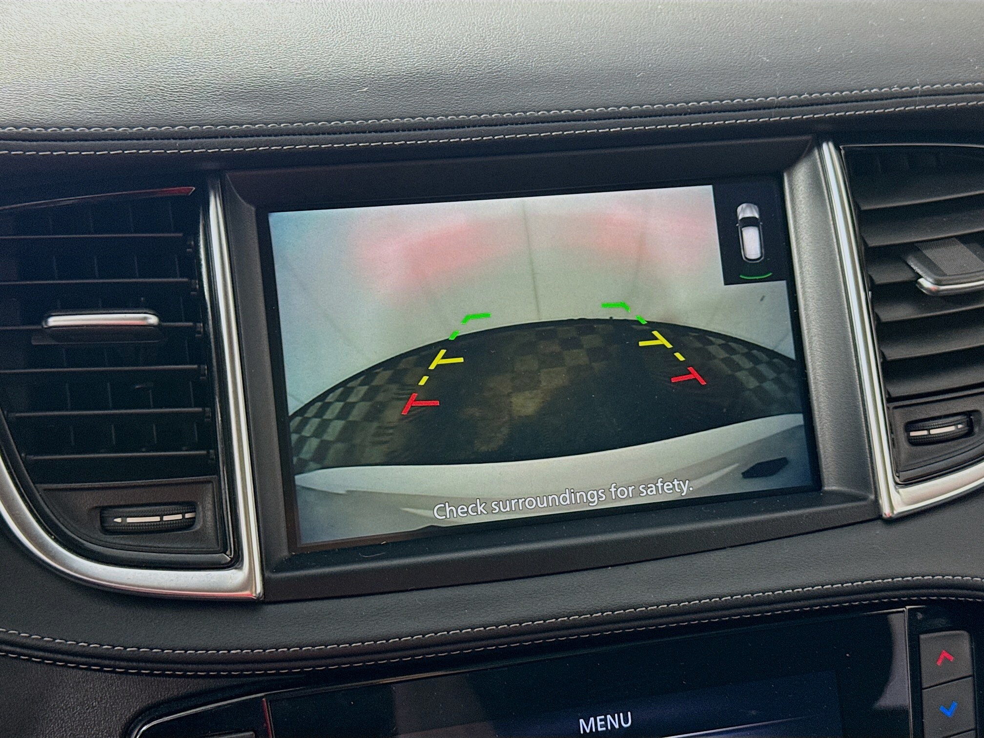 2022 Infiniti QX50 Luxe AWD photo 2