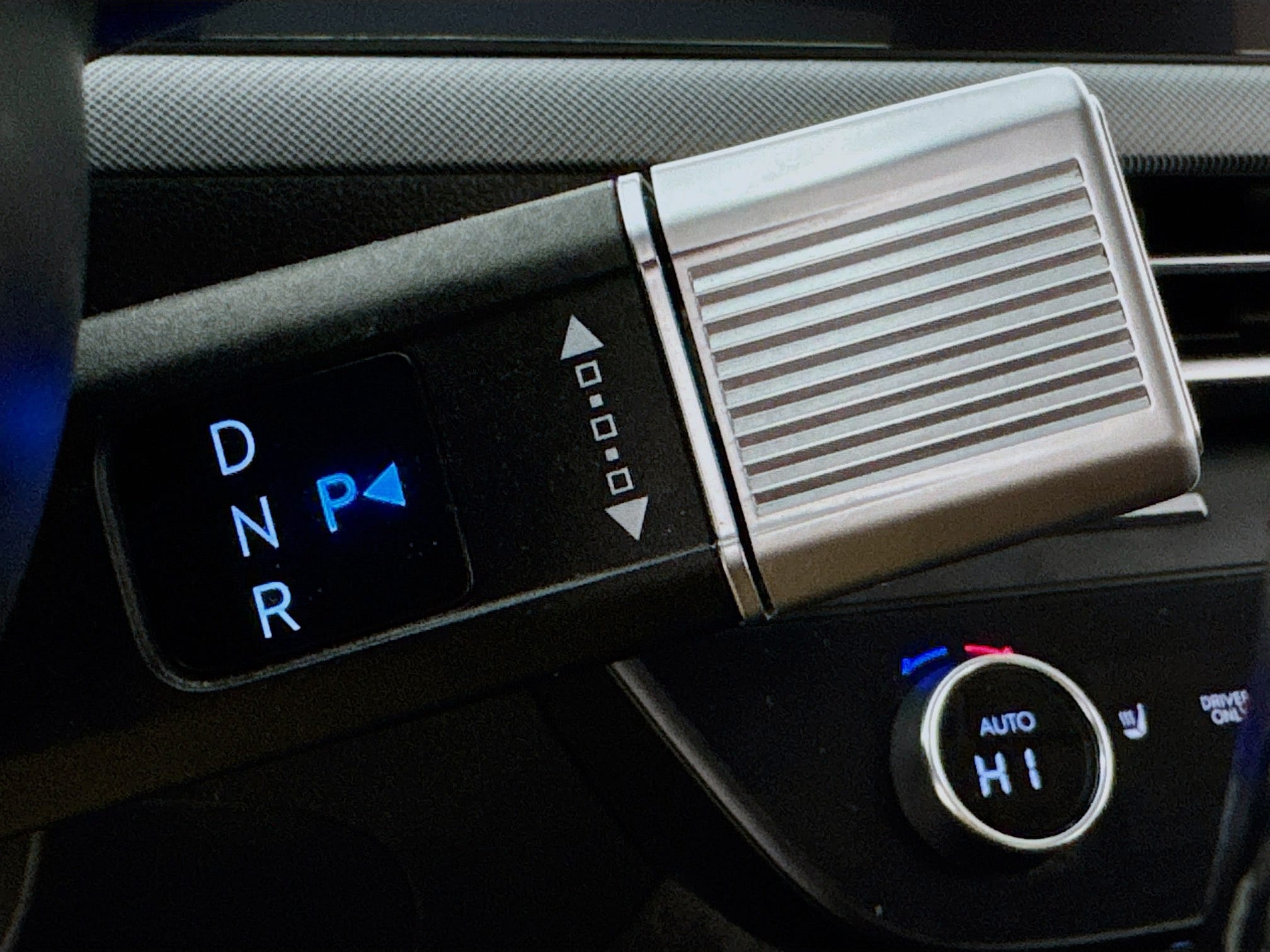 2025 Hyundai Sonata Hybrid SEL - Photo 18