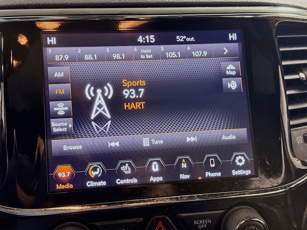 Used 2021 Jeep Grand Cherokee Altitude 4x4 w/Navigation,Heated Seats,Sunroof SUV