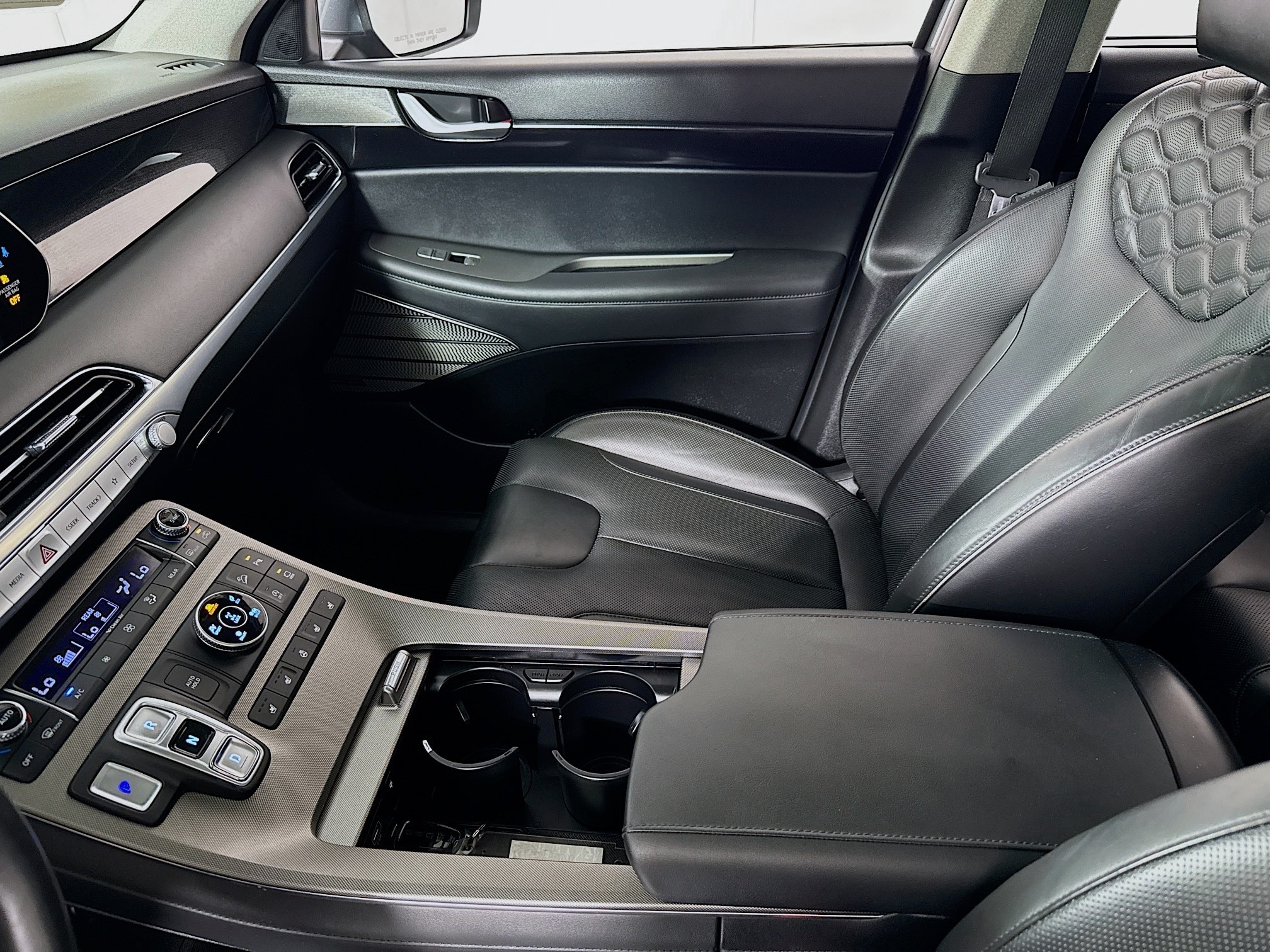 2022 Hyundai Palisade Limited - Photo 26