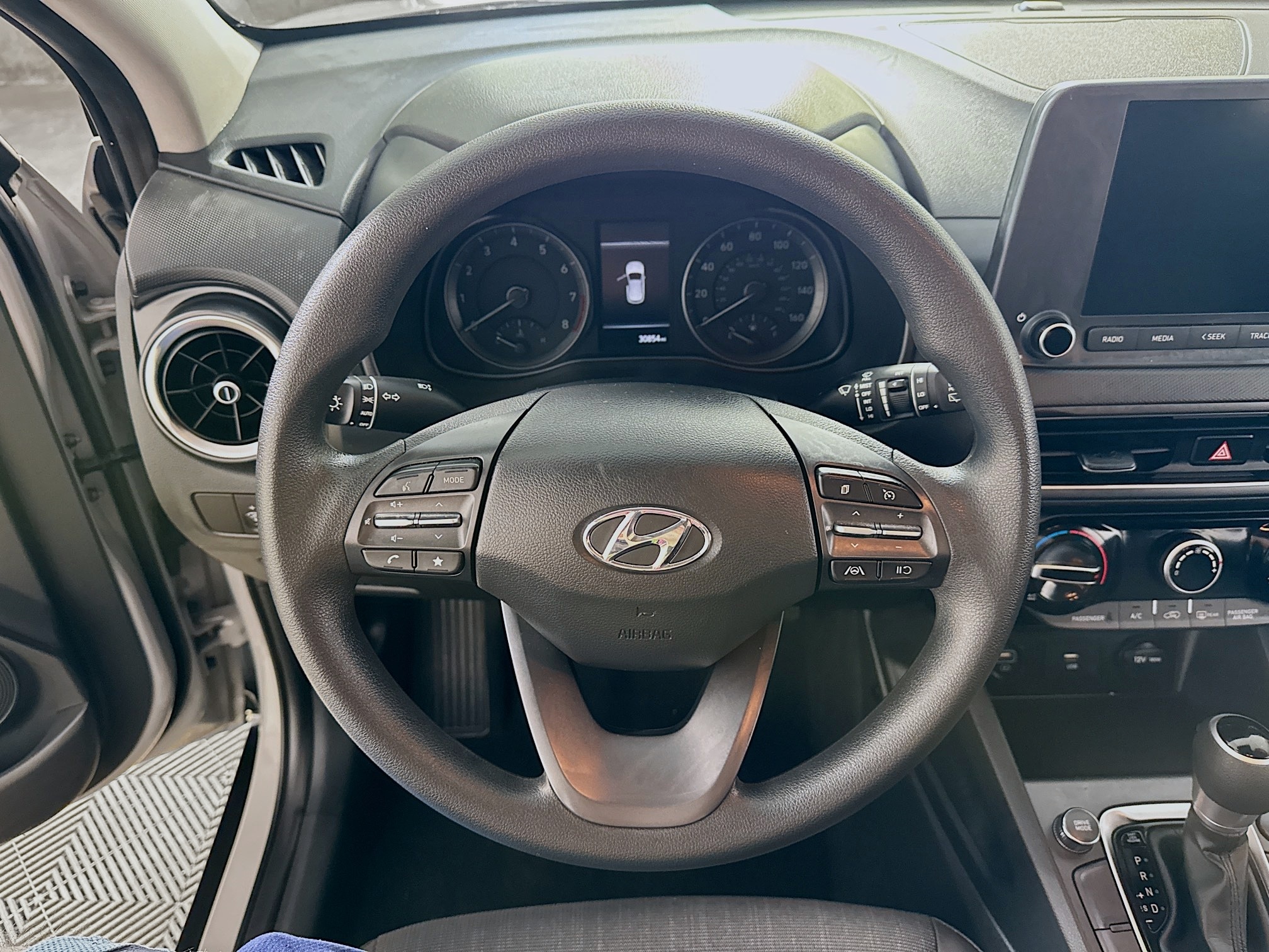 2023 Hyundai Kona SEL - Photo 14