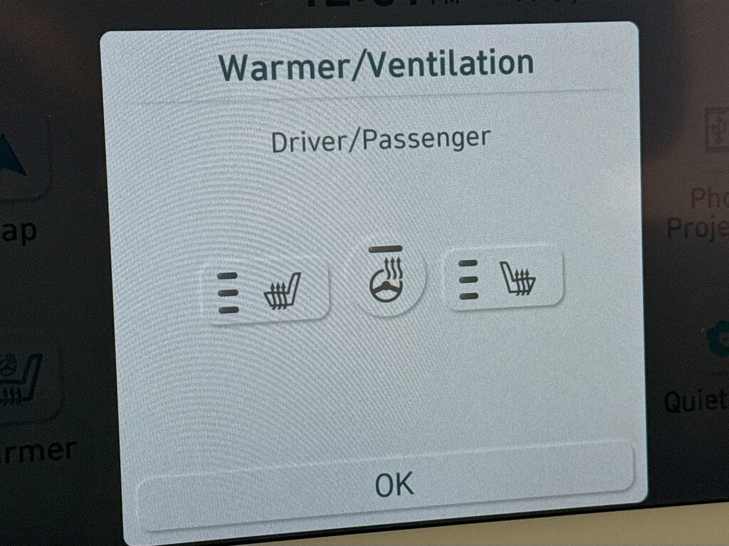 Used 2024 Hyundai Ioniq 5 SEL AWD w/Navigation,Heated Leather & Wheel SUV