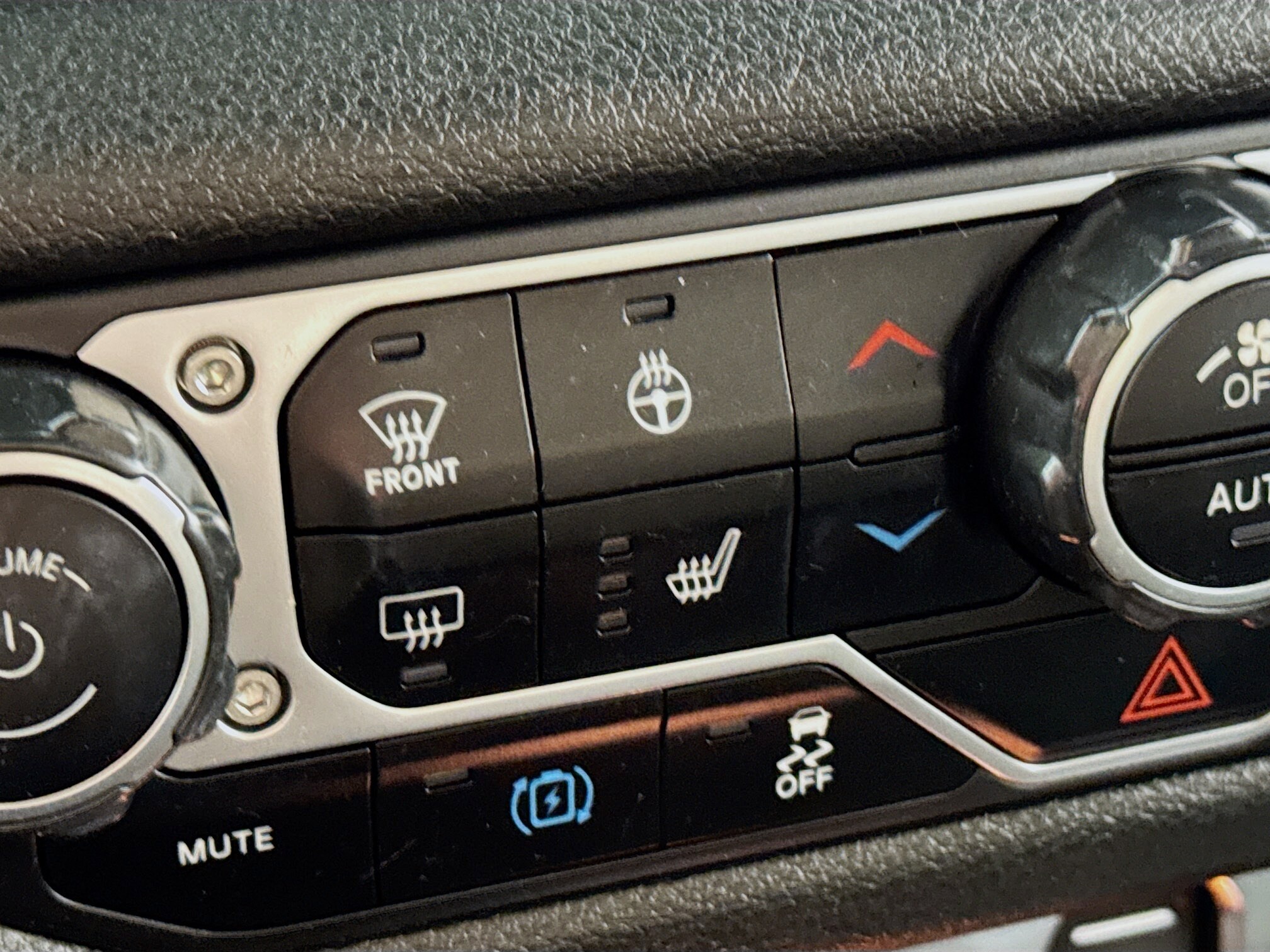 2024 Jeep Wrangler 4xe photo 3