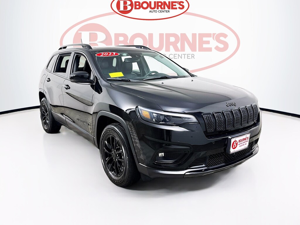 Used 2023 Jeep Cherokee Altitude Lux 4x4 w/Navigation,Heated Leather,PanoRoof SUV