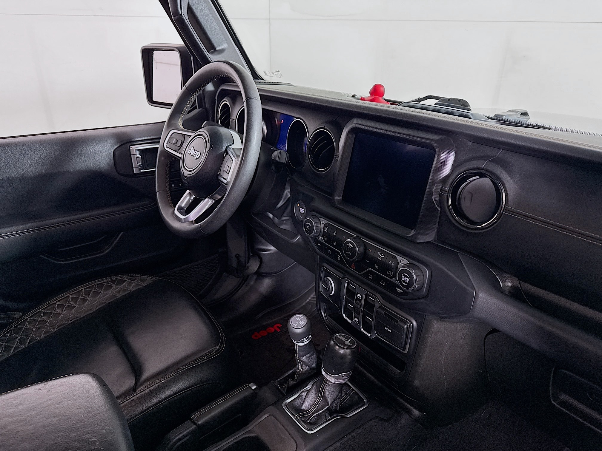 2023 Jeep Wrangler 4xe High Altitude 4XE - Photo 29