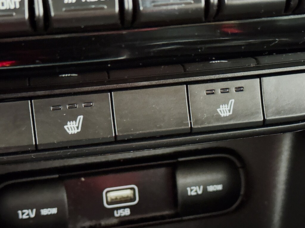 Used 2022 Kia Sportage Nightfall AWD w/Heated Leather,Pano Sunroof SUV