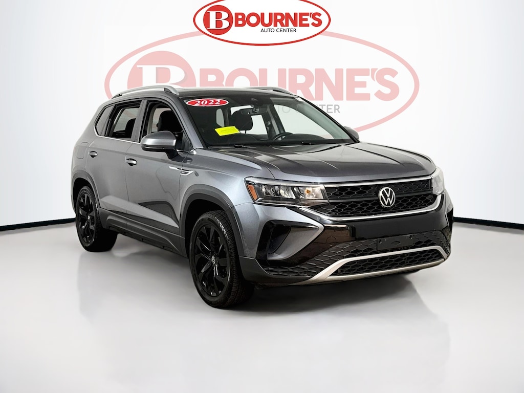 Used 2022 Volkswagen Taos 1.5T SE 4MOTION w/Heated Seats,Pano Sunroof SUV