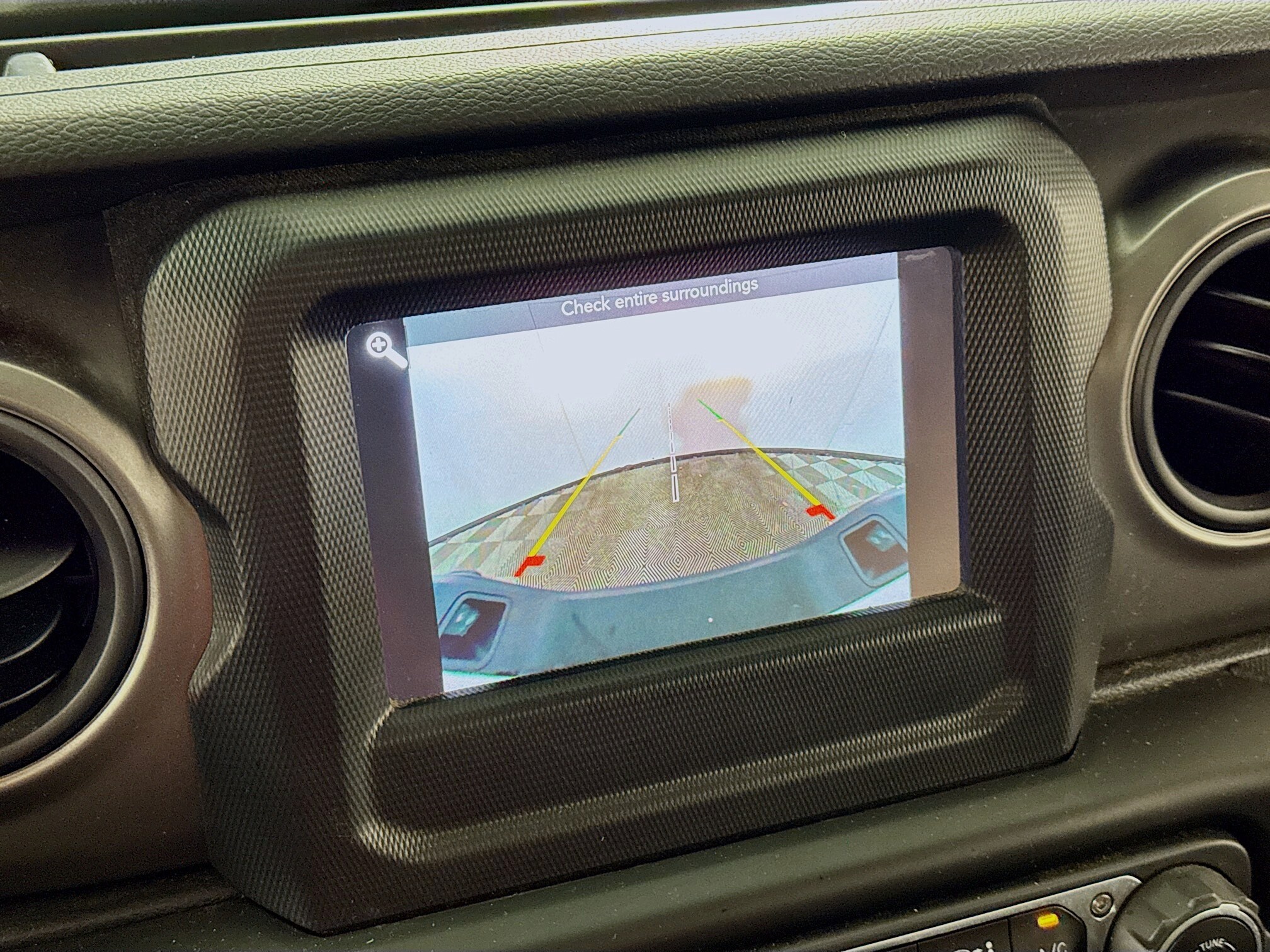 2021 Jeep Gladiator Sport photo 2