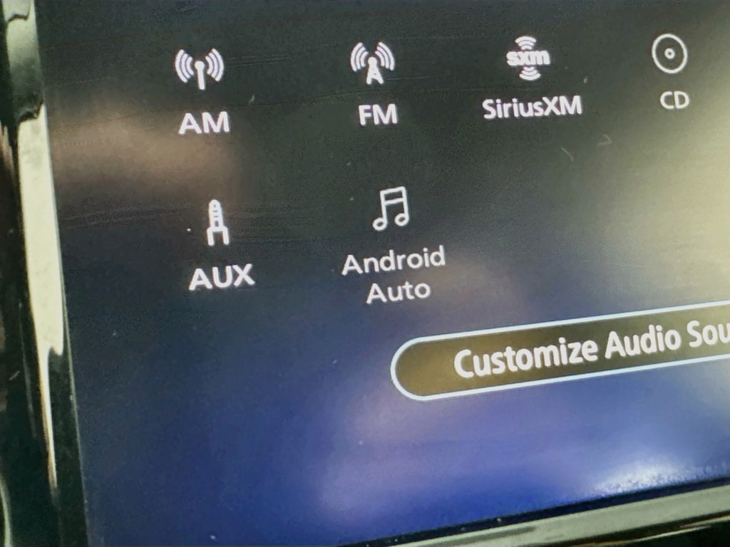 Used 2018 Nissan Rogue SV AWD w/Heated Seats,Android & Apple Carplay SUV