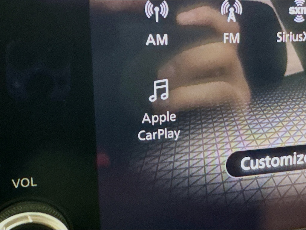 Used 2024 Nissan Pathfinder SV 4WD w/Heated Seats,Android & Apple Carplay SUV