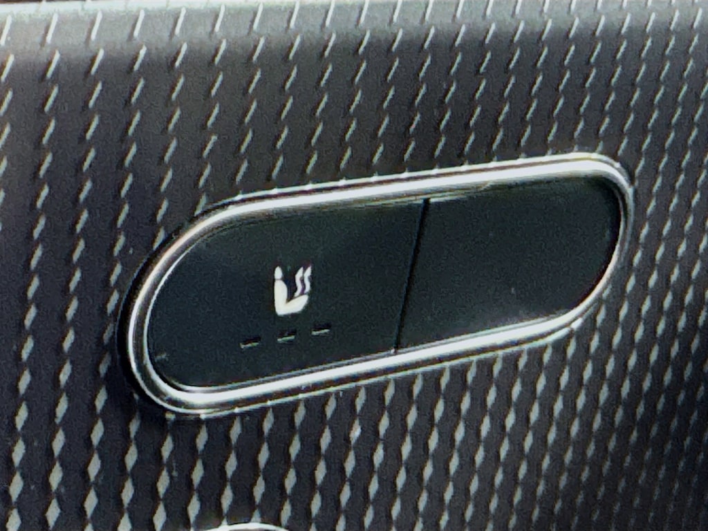 Used 2020 Mercedes-Benz GLB 250 4MATIC w/Navigation,Leather,Pano Roof SUV