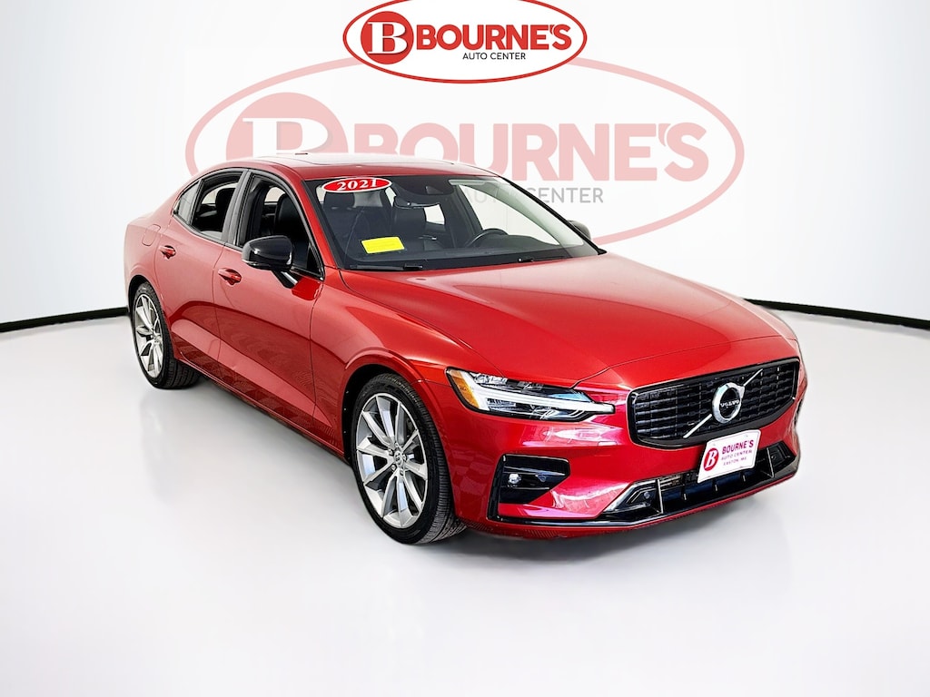 Used 2021 Volvo S60 T5 Momentum AWD w/Navigation,Leather,Pano Roof Sedan