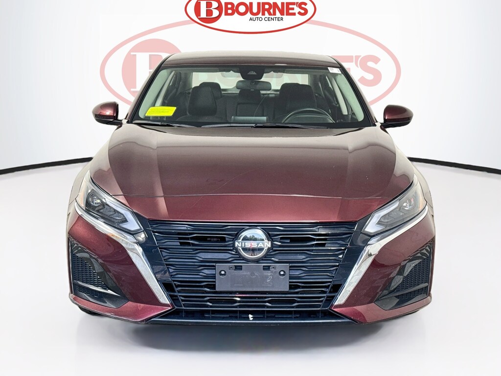 Used 2023 Nissan Altima 2.5 SV AWD w/Android Auto & Apple Carplay Sedan