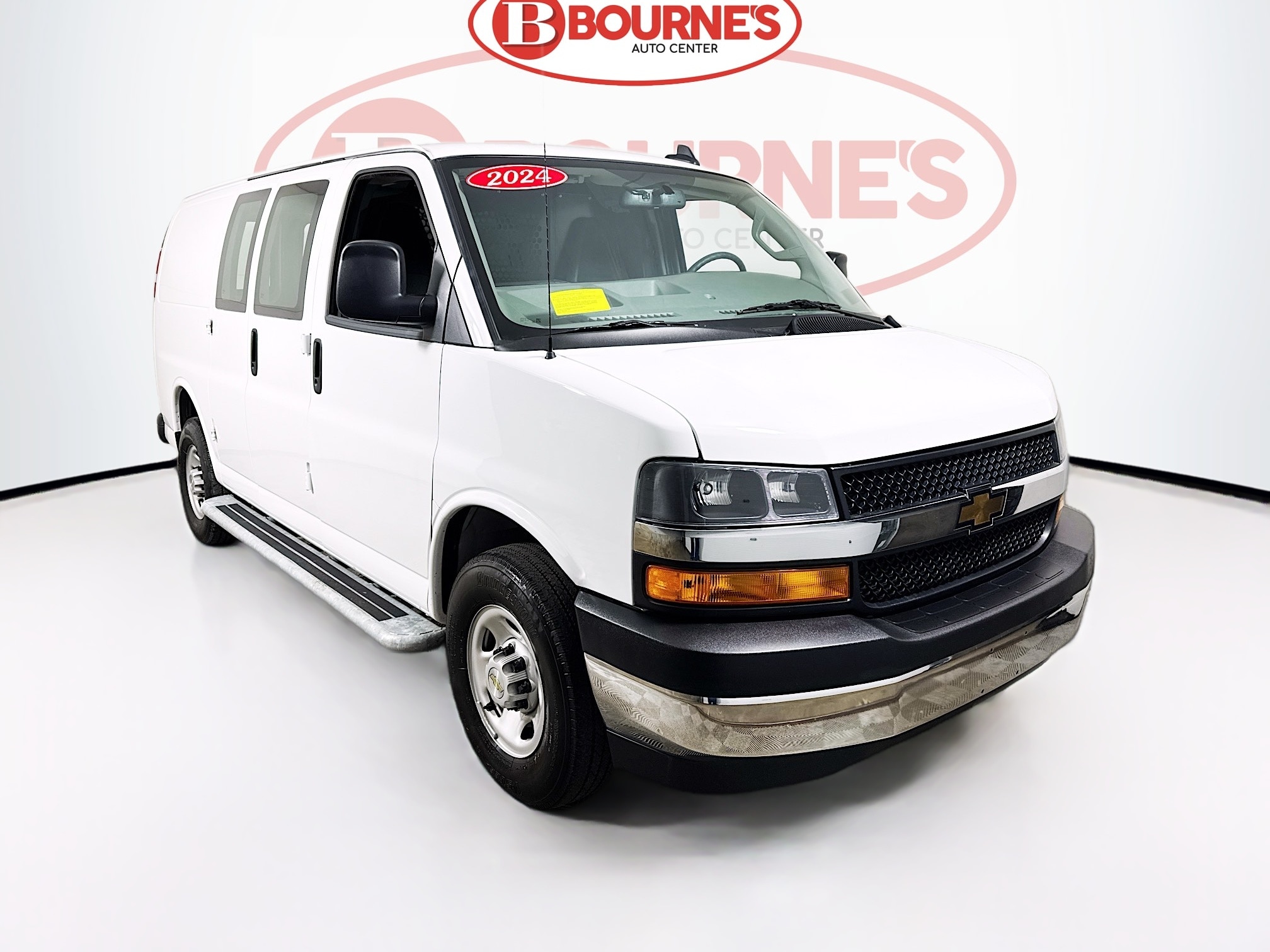 2024 Chevrolet Express Cargo Work Van's photo
