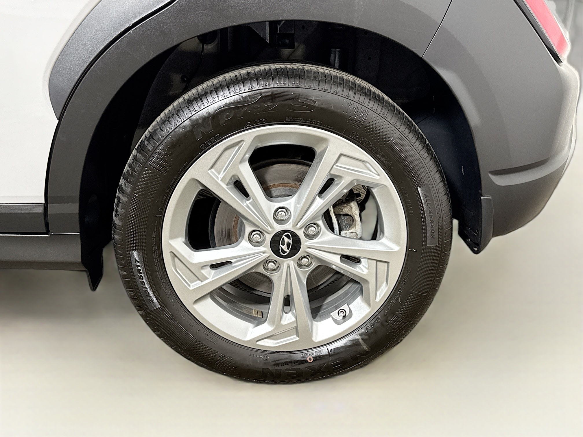 2023 Hyundai Kona SEL - Photo 27