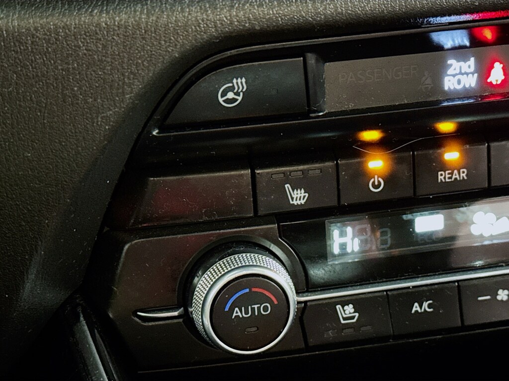 Used 2022 Mazda CX-9 Carbon Edition AWD w/Heated Leather,Sunroof SUV